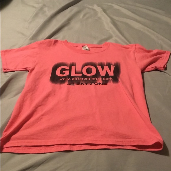 Skyzone Glowzone Skyzone Greenwood Sky Zone Glow Zone Pink T-shirt